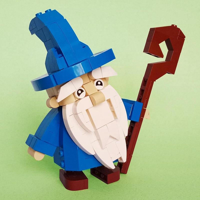 Buildmoc Cute Brickheadz Wizard with White Beard Staff Figures 261PCS Bricks Building Blocks Toys for Children Kids Gifts