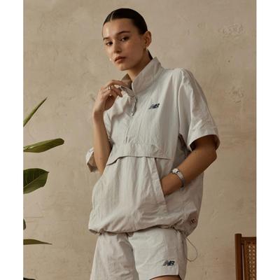 New Balance NBNAE21023 Анорак с короткими рукавами UNI ESS Heritage L СЕРЫЙ 