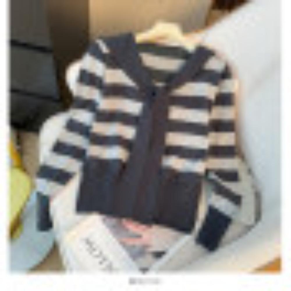 This Stylish Navy Collar, Color-blocking Striped Long-sleeved Knitted Sweater Is A Versatile Top for Women To Look Younger and Slimmer In Autumn