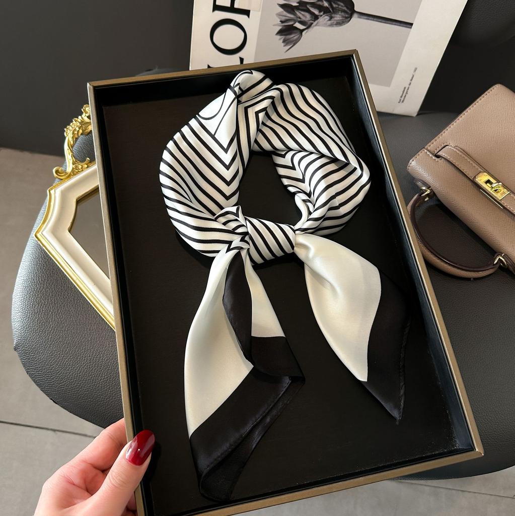 Luxury Brand Women Leopard Print Square Hijab Scarf Soft Satin Silk-like Small Neck Scarf Stylish Casual Headscarf