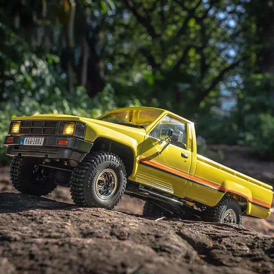 FMS Hilux 1983 1/18 RC автомобиль электрический пульт дистанционного управления автомобили моделирование мини-пикап 4WD внедорожный RC гусеничный автомобиль для взрослых подарки