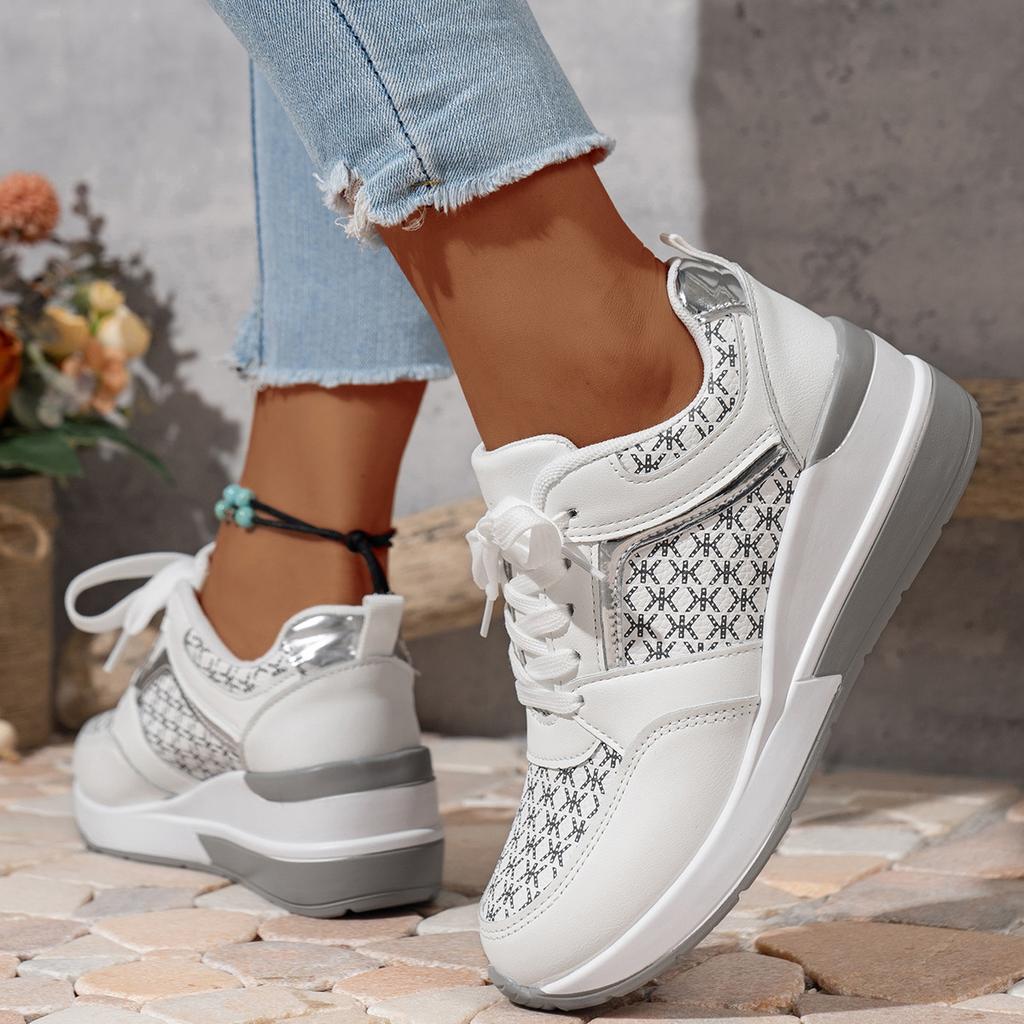 Women's Trendy Platform Sneakers Casual Lace Up Outdoor Shoes Comfortable Low Top Sport Shoes Plus Size Shoes 36-43