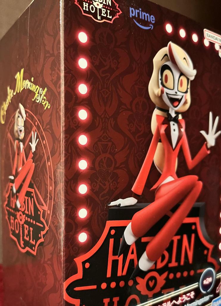 Добро пожаловать в Hazbin Hotel Monitor Top Figure - Чарли Морнингстар - Цвет A Призовая фигурка