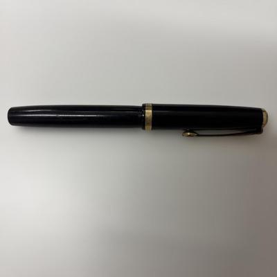 Б/у перьевая ручка PILOT с пером 14K