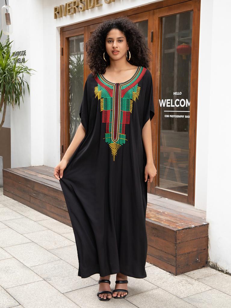 Beach Kaftans Black Embroidery Middle East Women Maxi Dresses Summer Holiday Bathing Suits