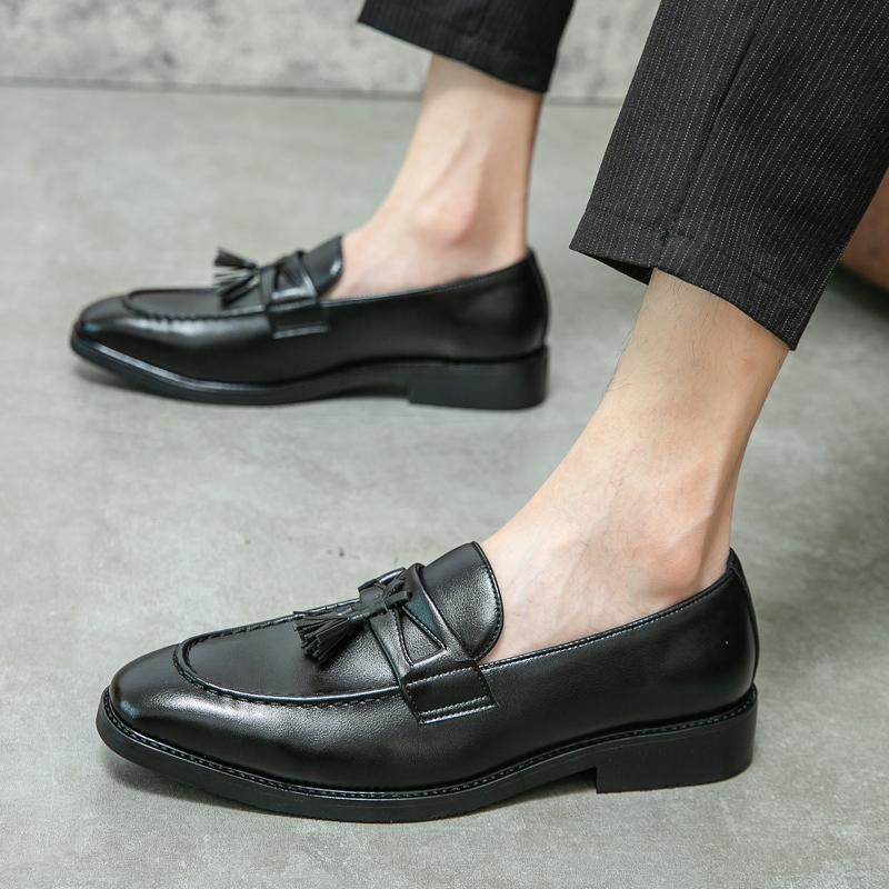 Модные Новые Роскошные Дизайнерские Уникальные Лоферы с Кисточками для Вождения для Мужчин Повседневные Лоферы Деловая Формальная Обувь Zapatos Hombre