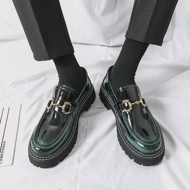 Мужские лакированные повседневные и деловые туфли с круглым носком для свадеб и ночных клубов