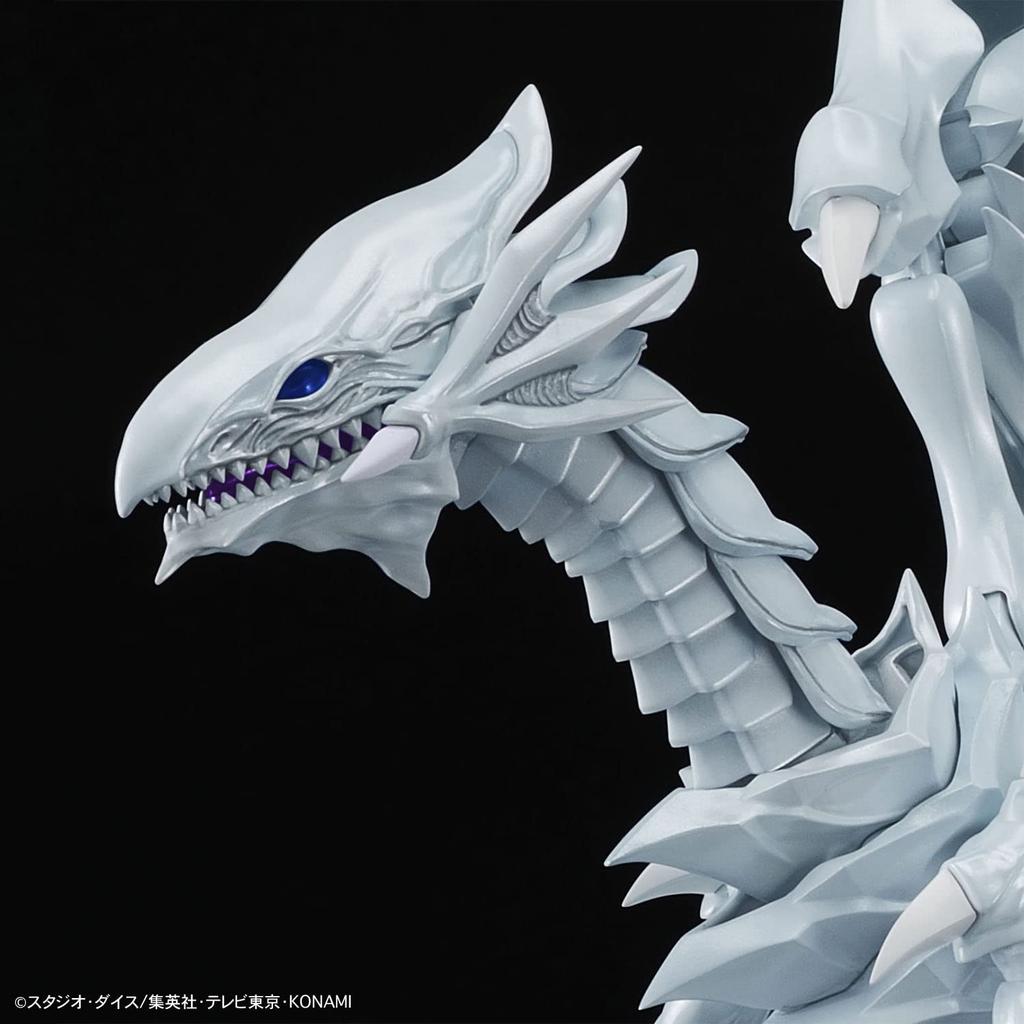 BANDAI SPIRITS Figure-rise Standard Amplified Yu-Gi-Oh! Blue-Eyes White Dragon Color-Separated Plastic Model Kit