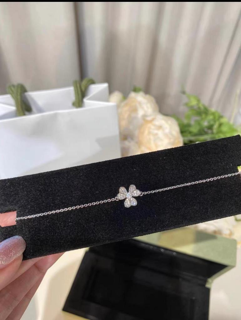 18k Rose Gold Diamond Clover Necklace & Three-Leaf Clover Earrings Set