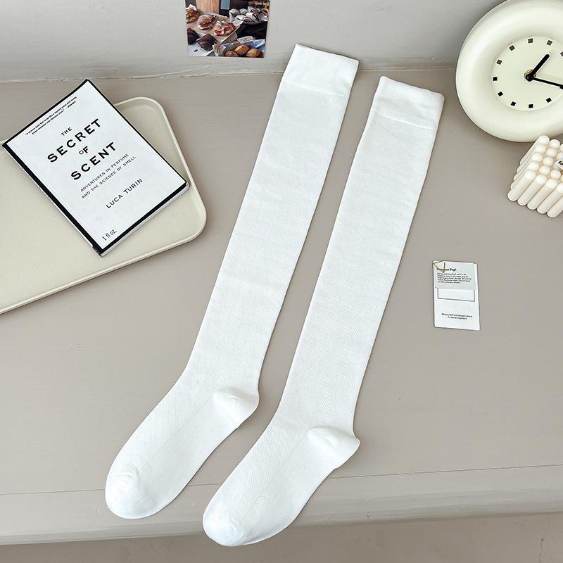 Компрессионные гольфы выше колена в японском стиле черного и белого цвета для прыжков и фитнеса