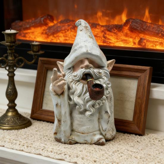 Статуэтка Гнома со Средним Пальцем и Дымом, Забавная Садовая Фигурка Волшебника-Гнома, Непослушная Смоляная Скульптура для Газона, Двора, Балкона, Крыльца, Патио, Декор для Дома