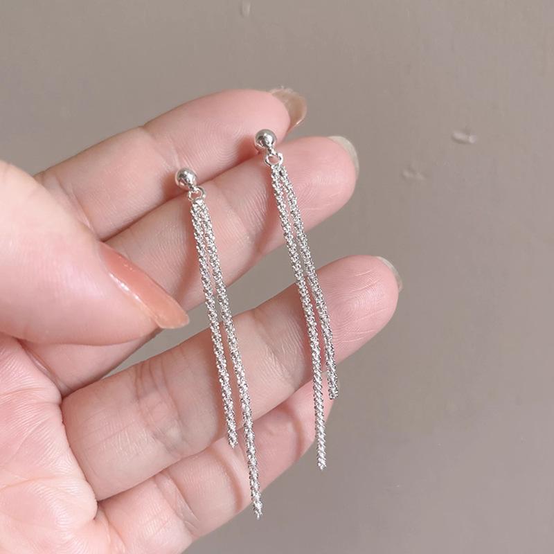 Серьги-подвески с полыми цветами и бахромой из серебряной иглы, модные, с индивидуальностью, в стиле холодного ветра, длинные, с темпераментом, передовые