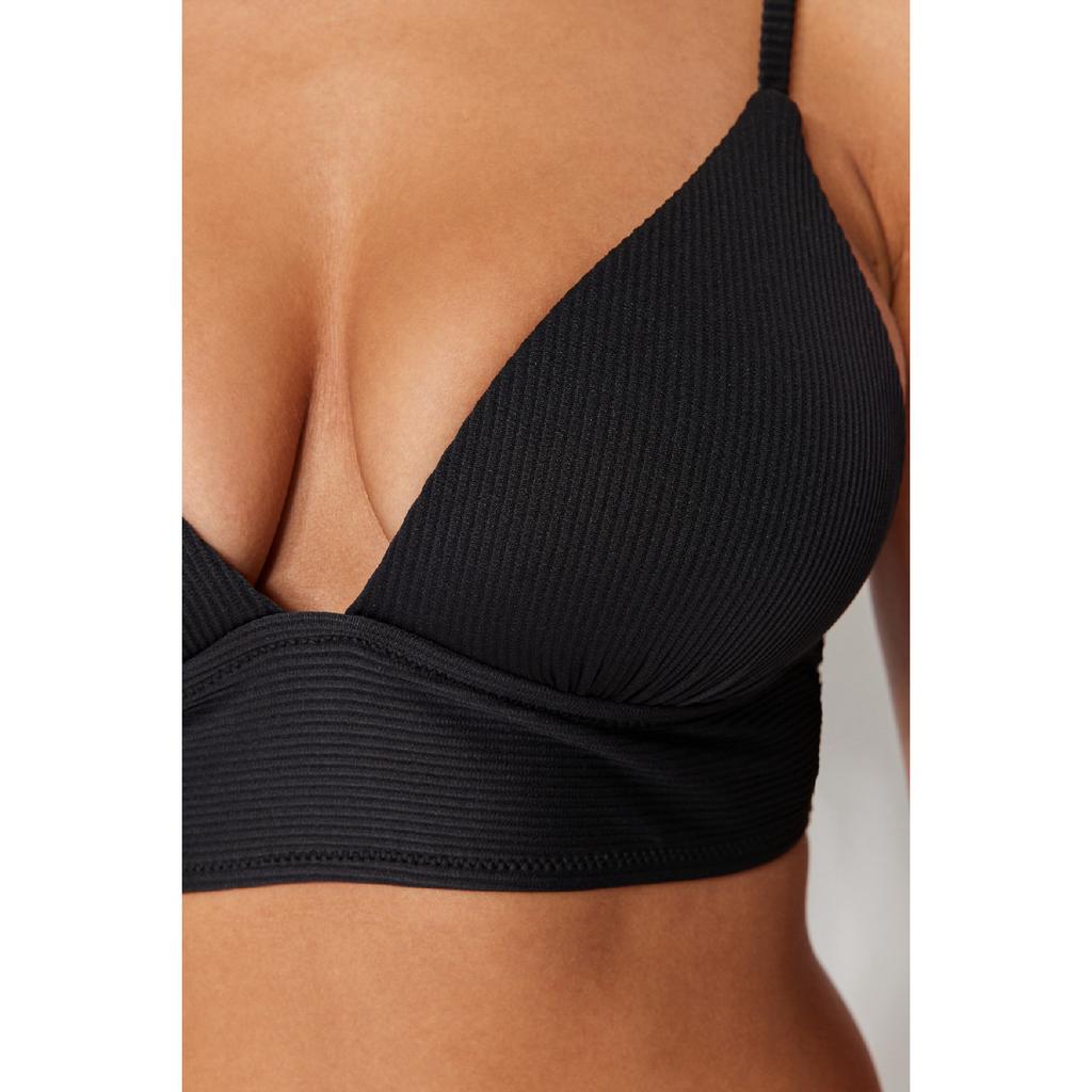Черный текстурированный топ бикини с треугольными чашечками и пуш-апом Tbess21bu0010