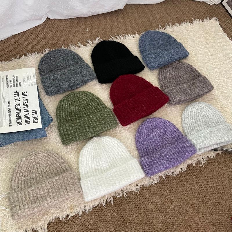 Soft waxy knitted hat versatile men's and women's solid color face small wool hat warm ear protection student hat