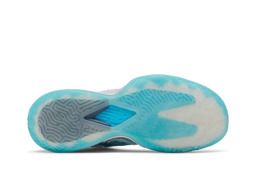 New Balance Мужская обувь KAWHI 'Christmas' BBKLSTO1