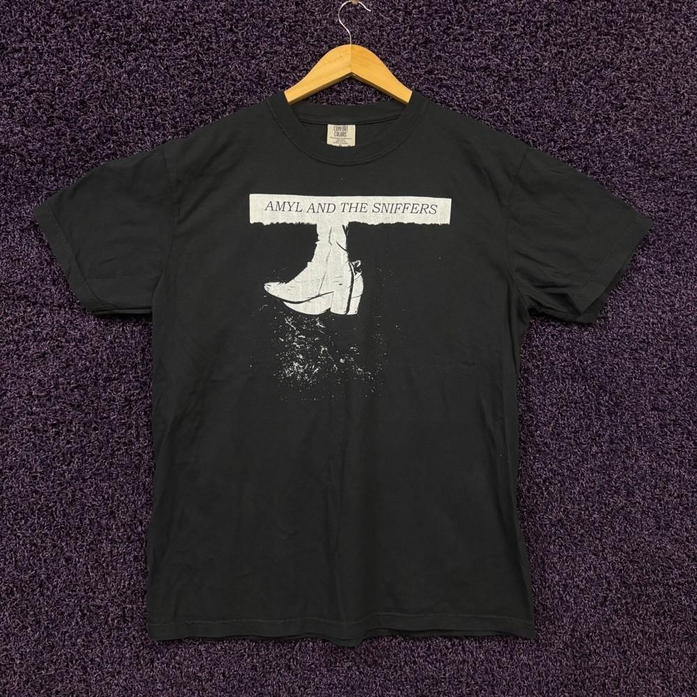 Amyl and the Sniffers Heels TShirt Size Large Unisex T-Shirt