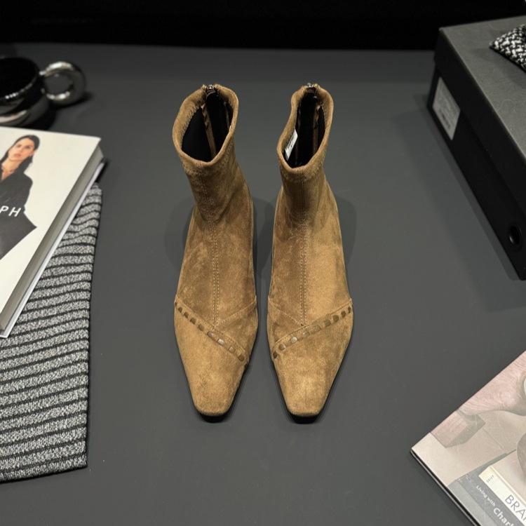 Корейская версия замшевые короткие ботинки на скрытой платформе женские 2025 осень и зима квадратный носок прострочка тонкие ботинки задняя молния молодежный темперамент