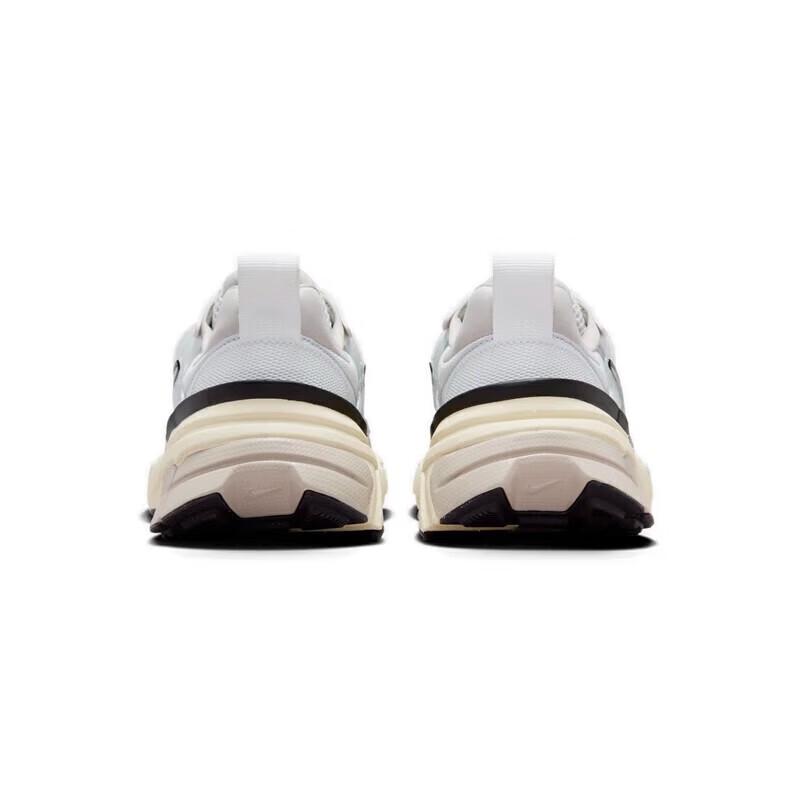 Nike Женские спортивно-повседневные кроссовки V2K RUN