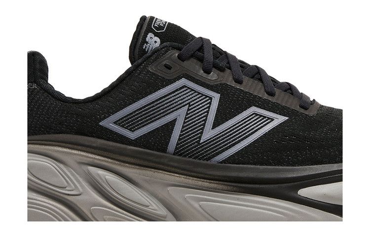 New Balance Fresh Foam X More v5 Черный Льняной Серебристый Металлик