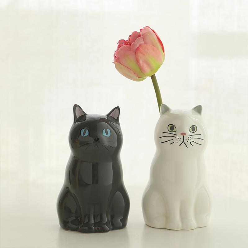 1PC Cute Cat-themed Vase Cat Pottery Multi-Functional Pen Holder Ceramic Cat Decor Cat Lover Gift Idea 6.7x6.3x12cm