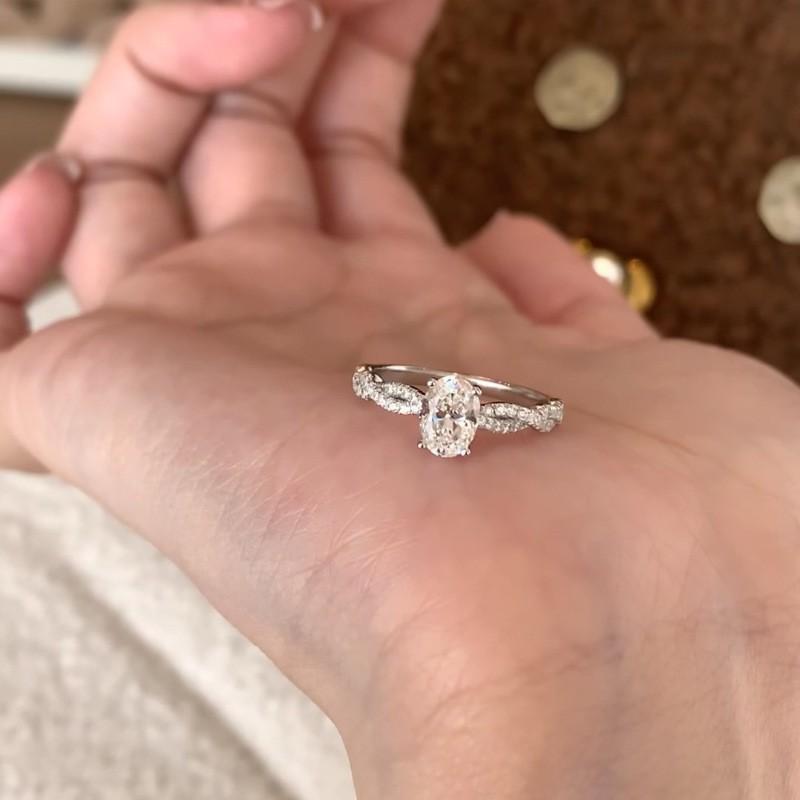 Elegant Lightweight Luxe Copper Ring With Unique Geometry And Glittering Details