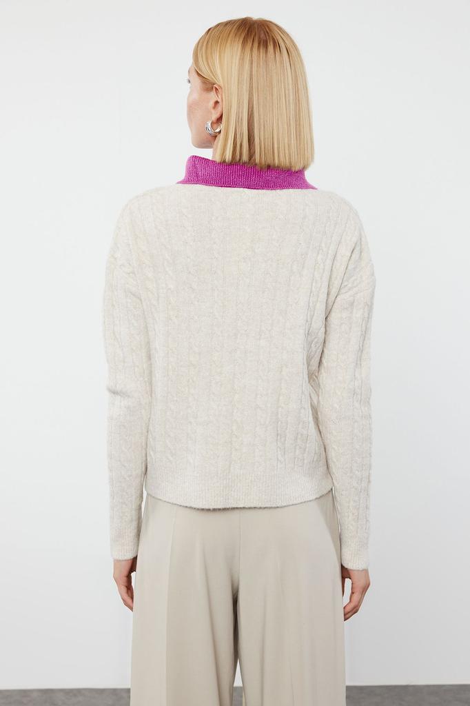 Women's Fashion Stylish Sweater Stone Soft Textured Polo Neck Color Blocked Knitwear Sweater