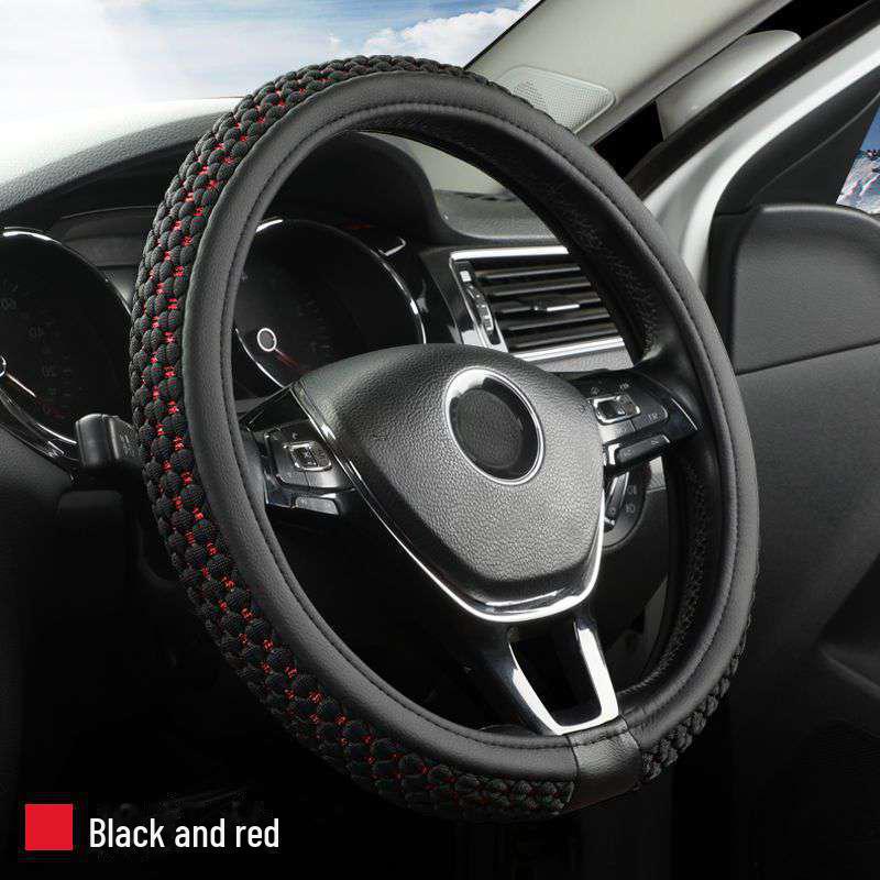 Универсальный чехол на руль автомобиля из искусственного шелка для всех четырех сезонов, впитывающий пот и удобный.