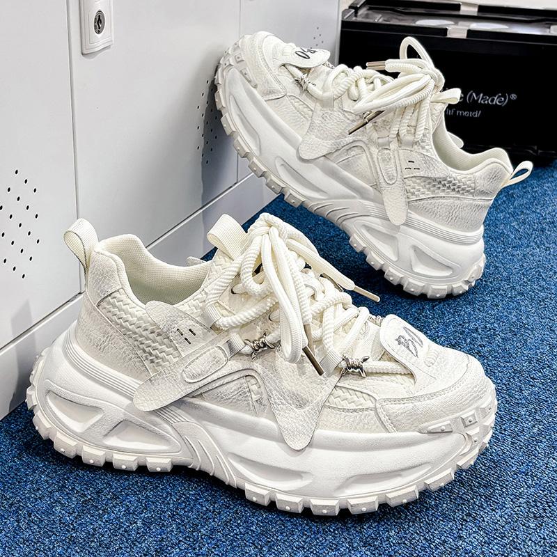 New Men's Fashion Casual Low Top Sports Shoes Students Thick Sole Comfortable Sneakers Boys Male Classic Breathable Basketball Shoes