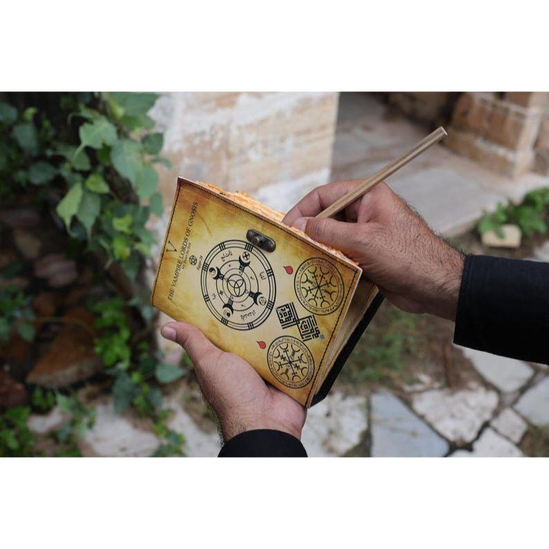 Handmade Leather Triquetra Valhalla Viking Vegvisir Journal For Traveling Sketchbook Blank Notebook For Men Women Birthday