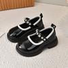 Туфли для девочек детские из натуральной мягкой кожи туфли принцессы 2025 новые весенне-осенние туфли на мягкой подошве маленькие кожаные туфли черные одинарные туфли