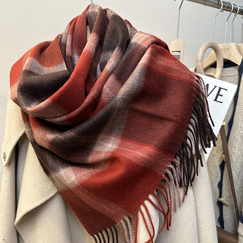 Classic 100 Wool Plaid Scarf Couple Winter Warm Scarf Premium Sense Retro New Red Grid