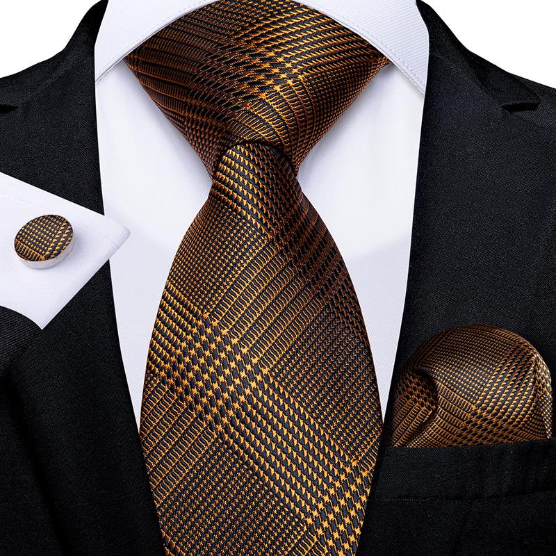 2025 Luxury Mens Necktie Set Business Tie Silk Hanky Cufflinks Set
