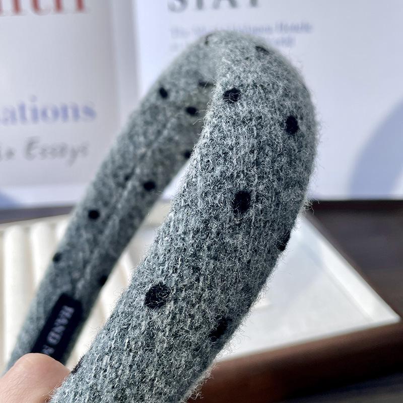 French Elegance Black Series Pearl Headband with Teeth - Autumn/Winter Collection