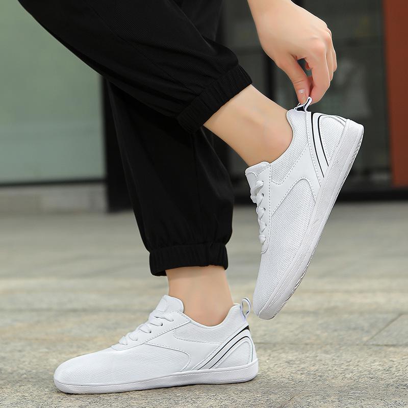 Men's and Women's Breathable Wide-Toe Comfortable Flyknit Walking Shoes with Soft Soles