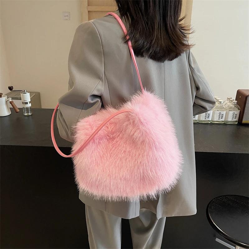 Осенне-зимняя плюшевая сумка, новая модная универсальная повседневная сумка в иностранном стиле, большая вместимость, сумка-мессенджер