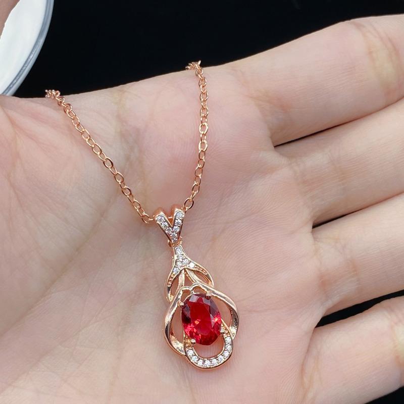 BELLA BOX Fashion Internet Celebrity Live Streaming New Product Simulation Red Tourmaline Oval Garnet Light Luxury Simple Pendant Necklace For Women