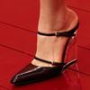 Fashion Liyke New Fashion Transparent Wedge Slippers Women Pumps Patent Leather Pointed Toe Buckle Strap Designer High Heels Mules Shoes