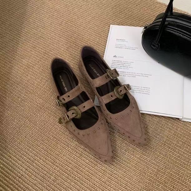 Французские ретро туфли Мэри Джейн с острым носком женские новые замшевые туфли на плоской подошве с юбками универсальные маленькие кожаные туфли