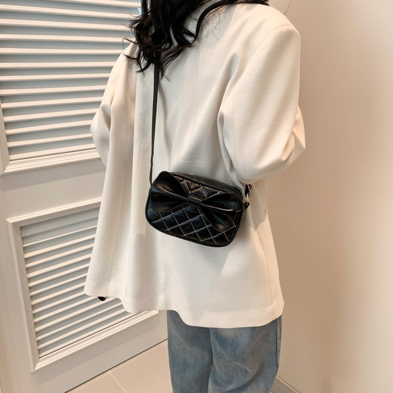 Сумка-бантик для женщин, модная новая сумка через плечо с вышивкой в виде бриллиантов, модный дизайн, модная квадратная сумка на одно плечо