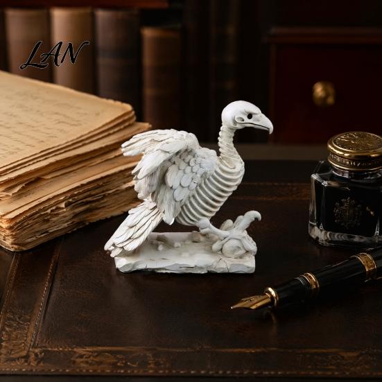 Realistic Vulture Skeleton Figurine Halloween Statue, Bird Bone for Detailed Ornament Home Decor, Spooky Tabletop Living Room Gothic