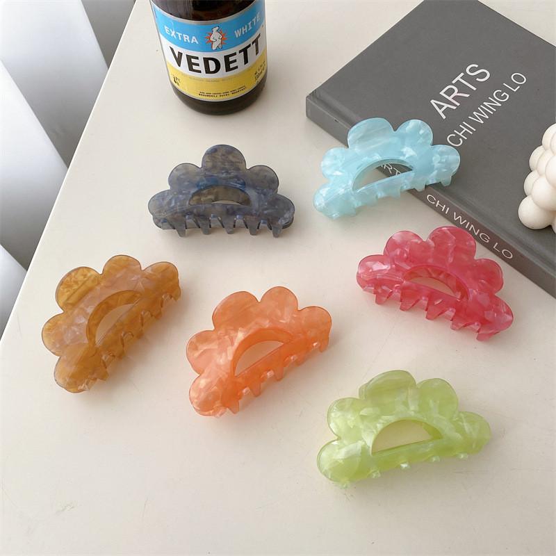 Stylish Hollow Design Acrylic Hair Claw Clip In Soft Earthy Yellow Ideal For Everyday Fashion