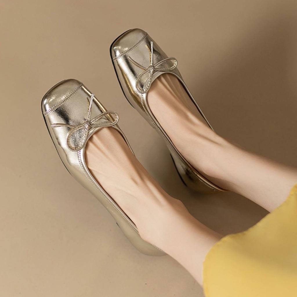 Весенне-осенние туфли-балетки с бантом серебристые 2025 квадратный носок с неглубоким вырезом универсальные туфли Сяосян