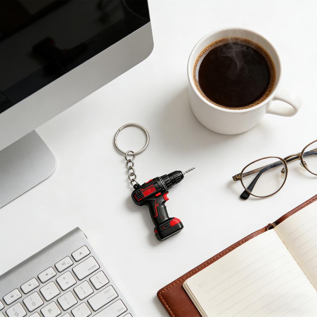 Брелок для ключей в виде электродрели: Маленький и удобный инструмент на каждый день.