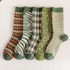 High Quality Fashion Vintage Warm Cotton Sock Autumn Winter Lady Thick Casual Girl Middle Tube Socks for Women