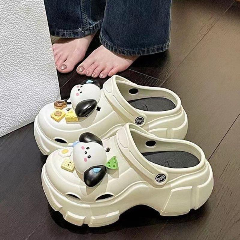 Super thick sweating dog hole shoes women's 2 platform beach shoes to increase the height and cool slippers to wear outside