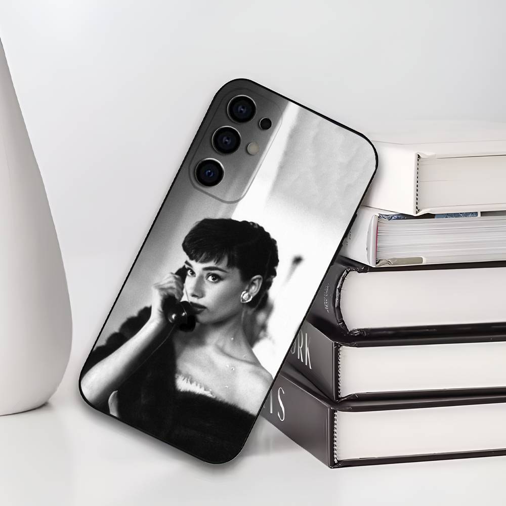 Actress A-Audrey Hepburn Phone Case Silicone Soft For Samsung S25,S24,S21,S22,S23,S30,Ultra,S20,Plus,Fe,Lite