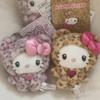 Серия Sanrio с леопардовым принтом Плюшевый брелок-подвеска для сумки Hello Kitty Сладкий подарок на день рождения для детей и девочек