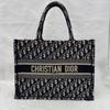 [Б/У] Сумка-тоут Book Tote, средняя, синий холст, вышитый монограмма, ручная сумка - Отличное состояние #1H1AXV3
