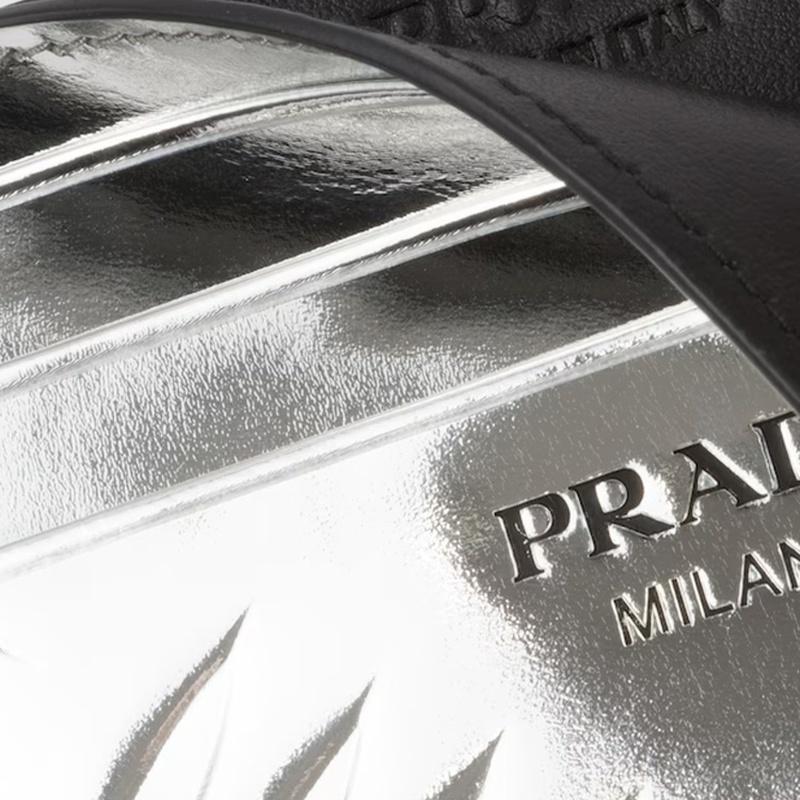 Prada Тисненая печать шесть слотов для карт глянцевая кожаная визитница обычная мужская серебристый