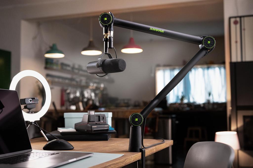 Подставка для настольного микрофона Shure by Gator, длина стойки макс. 94 см, вращающееся на 360 градусов основание SH-BROADCAST1 [Аудиозапись/Распределение видео/Видео